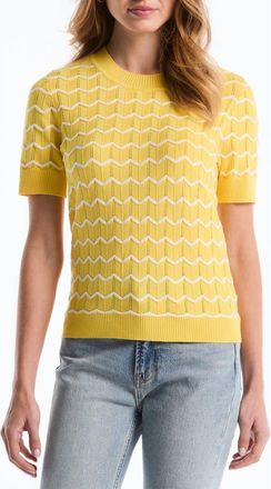 Shelli Segal Chevron Short Sleeve Sweater in Aspen Gold at Nordstrom Rack, Size X-Large