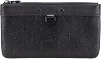 Louis Vuitton Pre-owned Clutches, female, Black, Size: ONE SIZE Pre-owned Leather Clutch