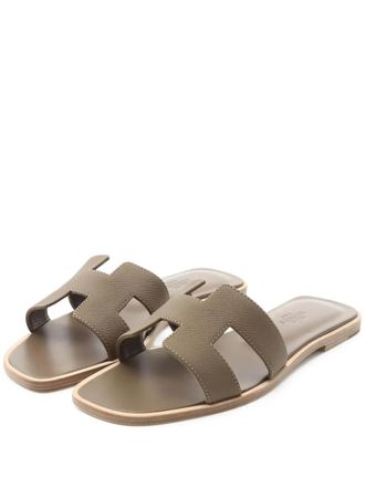 Hermès Oran cut-out sandals - women - Leather/Leather/Leather - 37.5 - Brown