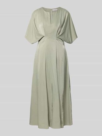 Copenhagen Muse Midikleid mit V-Ausschnitt Modell VIANNA in Grass, Gr&ouml;&szlig;e XL