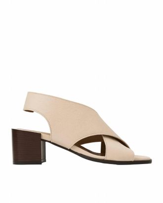 Aquatalia Womens Dovera Sandal In Sand Pebble Leather
