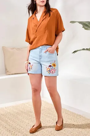 Tribal Audrey Girlfriend Denim Short With Fancy Embroidery In Charm Blue
