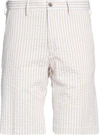 Bsettecento Shorts & Bermuda Shorts