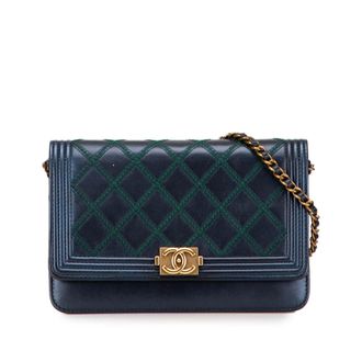 Chanel Pre-owned Womens Boy Bag Quilted Leather Bag - Dark Blue - One Size