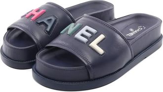 Chanel logo-embossed sandals - Blue