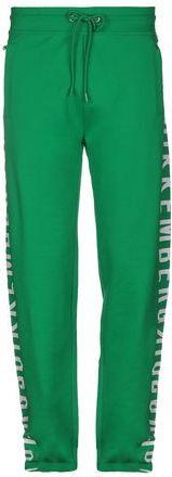 Dirk Bikkembergs BOTTOMWEAR - Trousers sur YOOX.COM