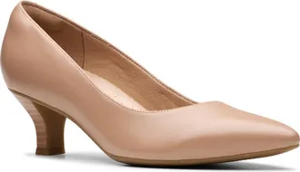 Clarks Kepley Vine Pump in Warm Beige Leather at Nordstrom Rack, Size 11