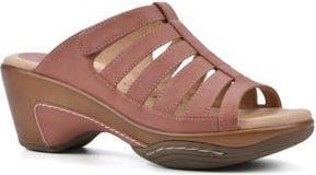 White Mountain Valencia Wedge Sandal in Rosewood Burnished at Nordstrom Rack, Size 9.5