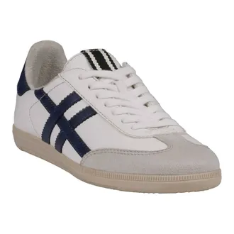 GC SHOES Womens Dakkah Sneaker In White/black