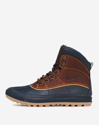 Nike Mens Woodside Ii Boots In Dark Gold Leaf/dark Gold Leaf