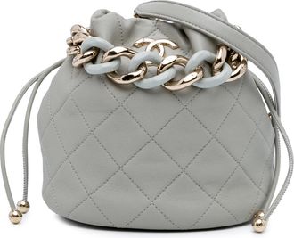 Chanel Pre-owned Womens Quilted Leather Bucket Bag With Chain Strap - Silver - One Size
