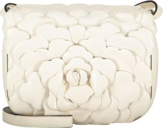Valentino Garavani Elegant Shoulder Bag In Leather