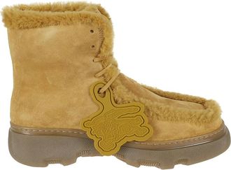 Burberry Chugga Boots - Heren - Winterlaarzen - Geel - 43 EU - Su&egrave;de - Schoenen