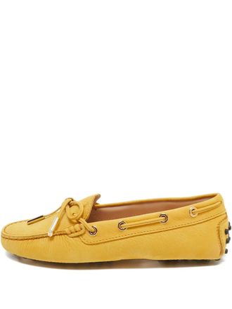 Tod's Gommino leather loafers - women - Nubuck Leather/Calf Leather/Calf Leather/Rubber - 35 - Yellow