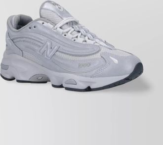 New Balance low top sneakers mesh panels