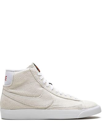 Nike x Stranger Things Blazer Mid QS Upside Down sneakers - Neutrals