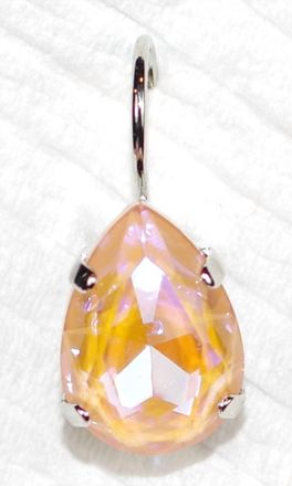 Mariana Womens Sun Kissed Earrings In Peach
