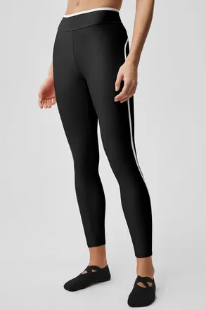 Alo | Airlift High Waist Charger 7/8 Legging in Black/White, Size: Medium