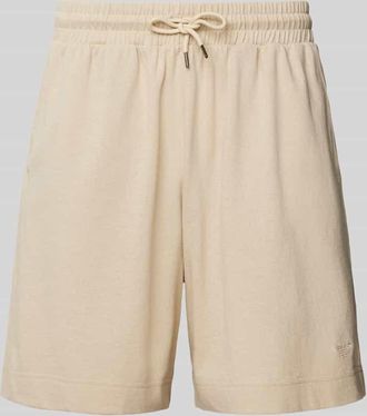 Emporio Armani Regular Fit Badeshorts mit Label-Stitching in Taupe, Größe XXL