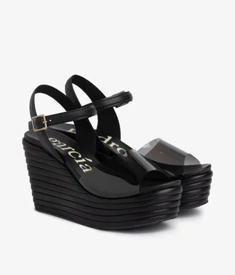 Pedro Garcia Wedge sandal in black leather with vinyl stripe | Danila | Fall winter 25 | PEDRO GARCIA