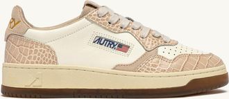 Autry MEDALIST LOW SNEAKERS IN MARSHMALLOW AND IVORY LEATHER
