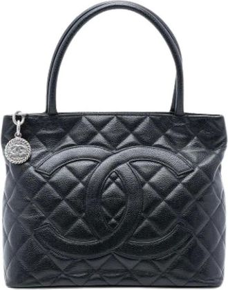 Chanel Pre-owned Handbags, female, Black, Size: ONE SIZE Pre-owned Leather Tote