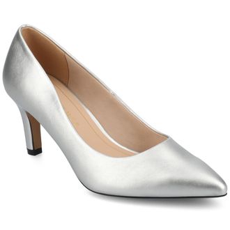 Journee Collection Women & apos;s Scylee Medium and Wide Width Pumps