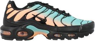 Nike AIR MAX PLUS