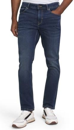DKNY Bedford Slim Fit Jeans in Stuyvesant Wash at Nordstrom Rack, Size 36 X 30
