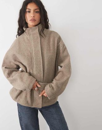 Mango giacca con collo a imbuto e cintura beige-Grigio