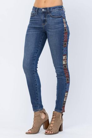 Judy Blue Mid Rise Relaxed Fit Jeans In Blue
