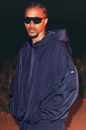 Alo | Axis Hooded Pullover Top in Navy, Size: Medium