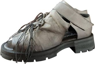 Papucei Womens Riot Sandal In Grey