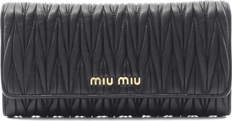 Miu Miu 2000s matelass&eacute; lange portemonnee - Zwart