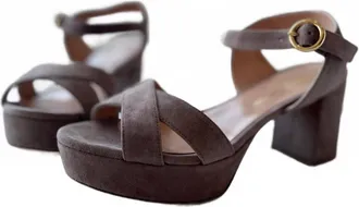 Rupert Sanderson Womens Deidre Suede Heels In Greige