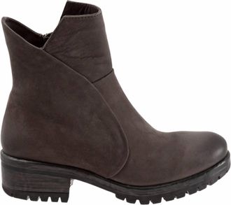 Bueno Womens Forge Boots In Brown Nubuck