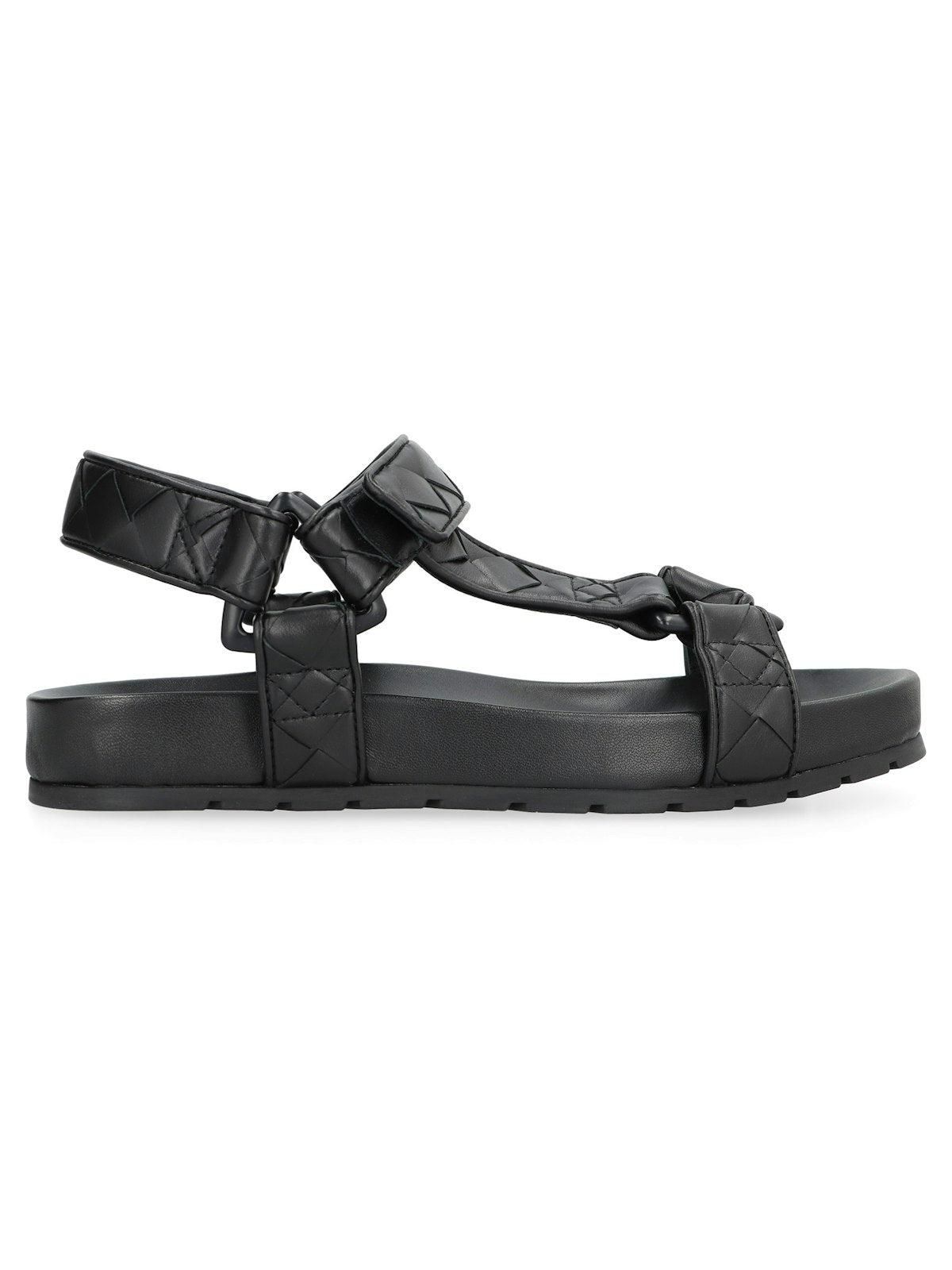 Bottega Veneta: Black Leather Sandals now up to −50% | Stylight