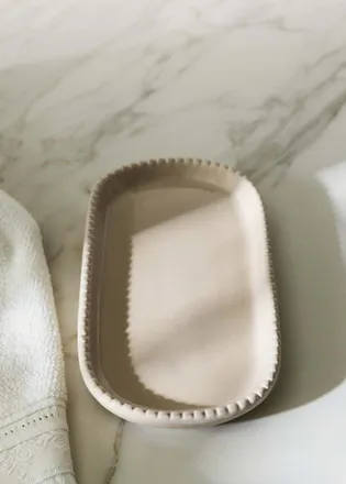 Mango Vassoio terracotta bordo ondulato beige - Home - Taglia unica - MANGO HOME