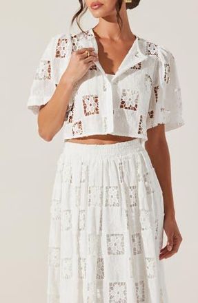 ASTR the Label Andolina Floral Lace Button-Up Crop Top in White at Nordstrom Rack, Size X-Small