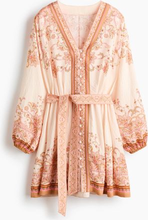 H&M Kleid mit Bindeg&uuml;rtel in Loose Fit - Rosa/Paisleymuster