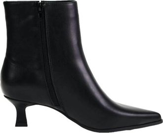 Chinese Laundry Womens Novalie Kitten Heel Bootie In Black