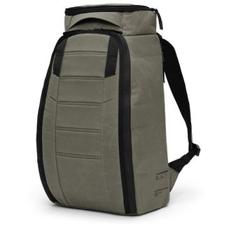 Db Hugger Backpack 25 Daypack - Unisex | oliv