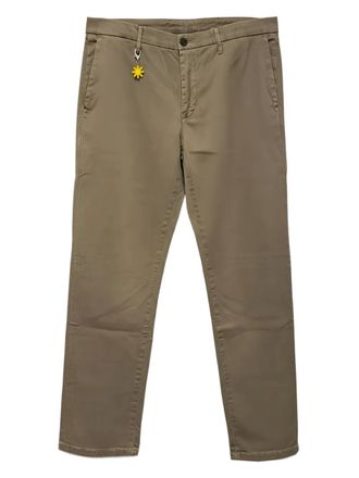 Manuel Ritz charm-detail trousers - Neutrals