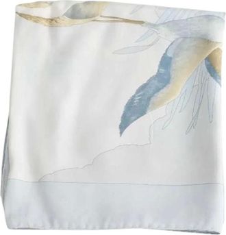 Ferragamo Pre-owned Scarves, female, Blue, Size: ONE SIZE Pre-owned Carr&eacute; Femme Silk Scarf