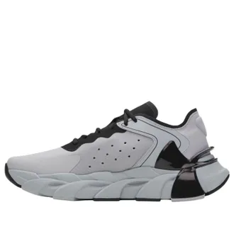 Under Armour UA Halo Trainer Mod Gray Black 6007640-011