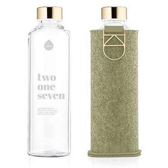 Equa Trinkflasche Mismatch Pistachio 750 ml - Glasflasche mit Schutzh&uuml;lle - Wasserflasche mit Filzh&uuml;lle - Designer Trinkflasche aus Borosilikatglas 0,75 L,