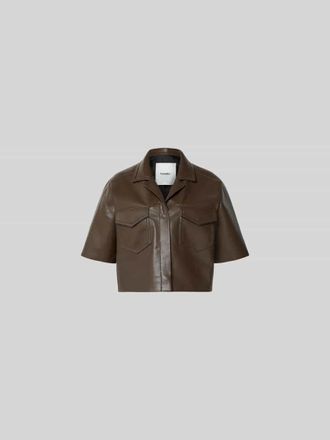 Nanushka Cropped Bluse mit Brusttaschen in Schoko, Gr&ouml;&szlig;e XS
