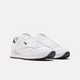 Reebok Classic Trainingsschuh REEBOK CLASSIC CLASSIC LEATHER, Gr. 42,5, wei&szlig;, schwarz, chalk, Leder, Schuhe Trainingsschuh
