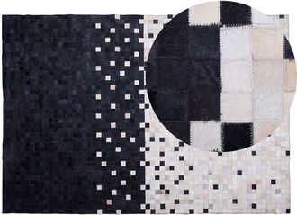 Beliani Rug ERFELEK Black 140 x 200 cm Leather