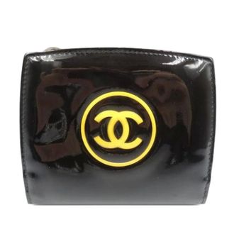 Chanel Pre-owned Wallets, female, Black, Size: ONE SIZE Pre-owned Patent Leather Bifold Wallet